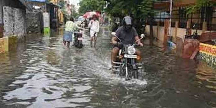 വെള്ളപ്പൊക്കo : നാട്ടിലേക്ക് പോയവർ അടുത്ത ദിവസങ്ങളില് തിരിച്ചെത്തരുതെന്ന് എംകെ സ്റ്റാലിന് വെള്ളപ്പൊക്കo : നാട്ടിലേക്ക് പോയവർ അടുത്ത ദിവസങ്ങളില് തിരിച്ചെത്തരുതെന്ന് എംകെ സ്റ്റാലിന്
