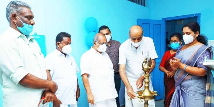 ആനിക്കാട് കുടുംബാരോഗ്യ കേന്ദ്രത്തില് ഇ – ഹെല്ത്ത് പദ്ധതിക്ക് തുടക്കം ആനിക്കാട് കുടുംബാരോഗ്യ കേന്ദ്രത്തില് ഇ – ഹെല്ത്ത് പദ്ധതിക്ക് തുടക്കം