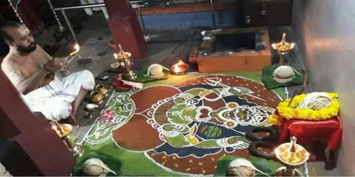 തോട്ടമൺകാവ് ദേവീക്ഷേത്രത്തിലെ കളമെഴുത്തും പാട്ടും തുടങ്ങി തോട്ടമൺകാവ് ദേവീക്ഷേത്രത്തിലെ കളമെഴുത്തും പാട്ടും തുടങ്ങി
