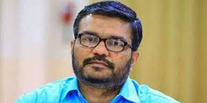 അനുരാഗ് ഠാക്കൂറുമായുള്ള സൗഹൃദം ; സ്പീക്കർക്ക് വിമർശനം അനുരാഗ് ഠാക്കൂറുമായുള്ള സൗഹൃദം ; സ്പീക്കർക്ക് വിമർശനം