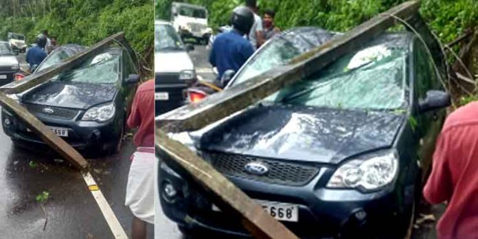 അത്തിക്കയത്ത് കാര് നിയന്ത്രണം വിട്ട് വൈദ്യുതി പോസ്റ്റില് ഇടിച്ചു ; ആര്ക്കും പരിക്കില്ല അത്തിക്കയത്ത് കാര് നിയന്ത്രണം വിട്ട് വൈദ്യുതി പോസ്റ്റില് ഇടിച്ചു ; ആര്ക്കും പരിക്കില്ല
