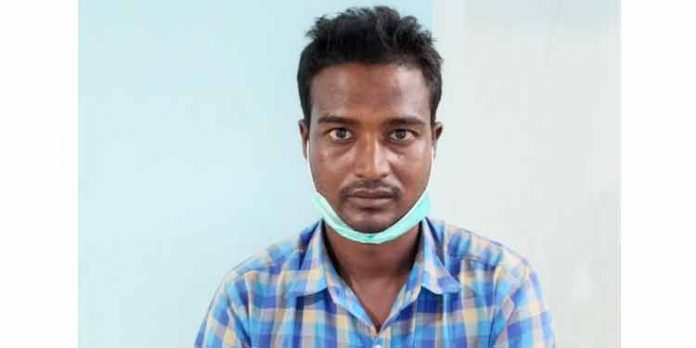 അതിഥി തൊഴിലാളിയായ വ്യാജ ഡോക്ടർ പോലീസ് പിടിയിൽ അതിഥി തൊഴിലാളിയായ വ്യാജ ഡോക്ടർ പോലീസ് പിടിയിൽ