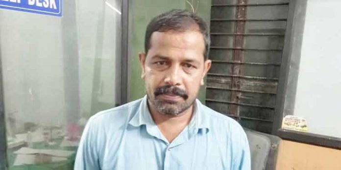 വ്യാജ വിദ്യാഭ്യാസ സർട്ടിഫിക്കറ്റ് നിർമിച്ചു നൽകിയ കേസിൽ ഒരാൾ കൂടി അറസ്റ്റിൽ വ്യാജ വിദ്യാഭ്യാസ സർട്ടിഫിക്കറ്റ് നിർമിച്ചു നൽകിയ കേസിൽ ഒരാൾ കൂടി അറസ്റ്റിൽ