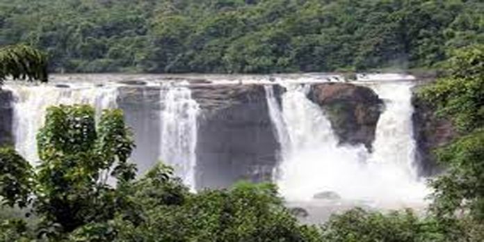 വിനോദ സഞ്ചാര കേന്ദ്രങ്ങളില് സന്ദര്ശന വിലക്ക് വിനോദ സഞ്ചാര കേന്ദ്രങ്ങളില് സന്ദര്ശന വിലക്ക്
