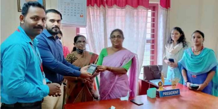 ഡിജിറ്റല് സേവനങ്ങളുമായി ആറന്മുള ഗ്രാമപഞ്ചായത്ത് ഡിജിറ്റല് സേവനങ്ങളുമായി ആറന്മുള ഗ്രാമപഞ്ചായത്ത്