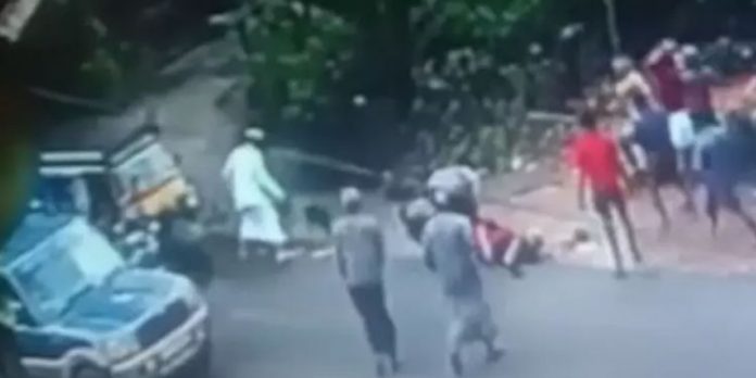 നായ്ക്കൾ കടിച്ചു കീറിയ യുവതിയ്ക്ക് നഷ്ടപരിഹാരം നൽകണം ; മനുഷ്യാവകാശ കമ്മീഷൻ നായ്ക്കൾ കടിച്ചു കീറിയ യുവതിയ്ക്ക് നഷ്ടപരിഹാരം നൽകണം ; മനുഷ്യാവകാശ കമ്മീഷൻ