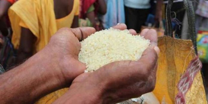 മാസാദ്യംതന്നെ റേഷൻ വാങ്ങിക്കൂ.., ഇല്ലെങ്കിൽ കിട്ടില്ല മാസാദ്യംതന്നെ റേഷൻ വാങ്ങിക്കൂ.., ഇല്ലെങ്കിൽ കിട്ടില്ല