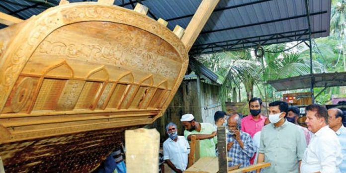 ബേപ്പൂരിലെ ഉരുനിർമാണം ലോകശ്രദ്ധയിലേക്ക് – മന്ത്രി മുഹമ്മദ് റിയാസ് ബേപ്പൂരിലെ ഉരുനിർമാണം ലോകശ്രദ്ധയിലേക്ക് – മന്ത്രി മുഹമ്മദ് റിയാസ്