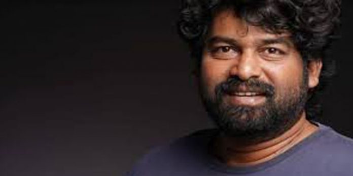 നിയമം പാലിക്കാതെ രണ്ട് കാറുകൾ ഉപയോഗിക്കുന്നു ; ജോജു ജോർജിനെതിരെ പരാതി നിയമം പാലിക്കാതെ രണ്ട് കാറുകൾ ഉപയോഗിക്കുന്നു ; ജോജു ജോർജിനെതിരെ പരാതി