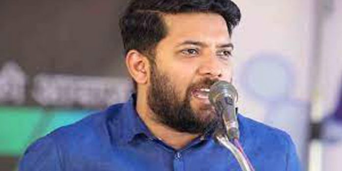 എംജി സർവകലാശാലയെ സർക്കാർ കാണുന്നത് ലോക്കൽ കമ്മിറ്റിയായി : ഷാഫി പറമ്പിൽ എംജി സർവകലാശാലയെ സർക്കാർ കാണുന്നത് ലോക്കൽ കമ്മിറ്റിയായി : ഷാഫി പറമ്പിൽ