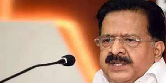 മരംമുറി ; ഉദ്യേഗസ്ഥരുടെ തലയിൽ കെട്ടിവെച്ച് സർക്കാരിനന് രക്ഷപ്പെടാനാകില്ലെന്ന് രമേശ് ചെന്നിത്തല മരംമുറി ; ഉദ്യേഗസ്ഥരുടെ തലയിൽ കെട്ടിവെച്ച് സർക്കാരിനന് രക്ഷപ്പെടാനാകില്ലെന്ന് രമേശ് ചെന്നിത്തല