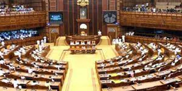 മരംമുറി വിവാദം കത്തിച്ച് പ്രതിപക്ഷം ; സഭയില് അടിയന്തര പ്രമേയ നോട്ടീസ് ; ജുഡീഷ്യല് അന്വേഷണം വേണമെന്നും ആവശ്യം മരംമുറി വിവാദം കത്തിച്ച് പ്രതിപക്ഷം ; സഭയില് അടിയന്തര പ്രമേയ നോട്ടീസ് ; ജുഡീഷ്യല് അന്വേഷണം വേണമെന്നും ആവശ്യം