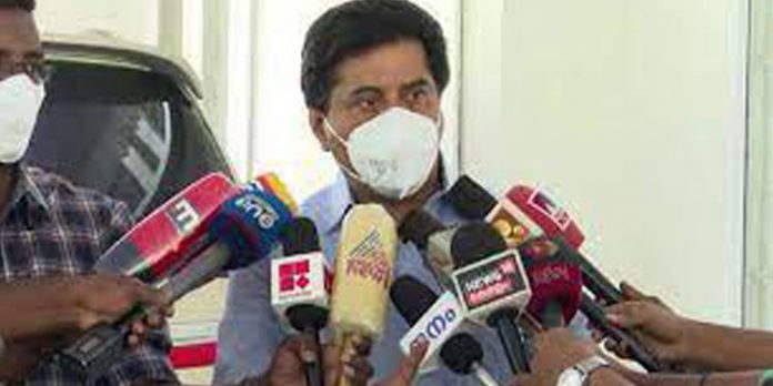 മുല്ലപ്പെരിയാർ മരം മുറി – ‘നവംബര് ഒന്നിന് യോഗം നടന്നതായി അറിയില്ല ; നിലപാടിലുറച്ച് റോഷി അഗസ്റ്റിൻ മുല്ലപ്പെരിയാർ മരം മുറി – ‘നവംബര് ഒന്നിന് യോഗം നടന്നതായി അറിയില്ല ; നിലപാടിലുറച്ച് റോഷി അഗസ്റ്റിൻ