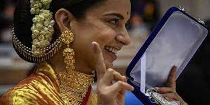 ഗാന്ധി നേടിത്തന്നത് സ്വാതന്ത്ര്യമല്ല – ഭിക്ഷ ; വീണ്ടും വിവാദ പ്രസ്താവനയുമായി കങ്കണ ഗാന്ധി നേടിത്തന്നത് സ്വാതന്ത്ര്യമല്ല – ഭിക്ഷ ; വീണ്ടും വിവാദ പ്രസ്താവനയുമായി കങ്കണ