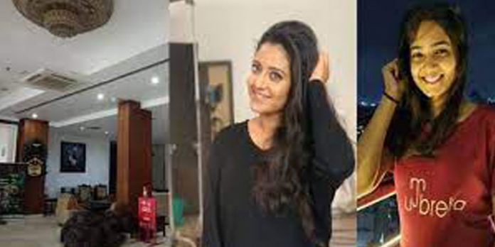അന്സിയും അന്ജനയും മദ്യപിച്ചില്ല – രാവിലെ പോകാമെന്ന് പറഞ്ഞു ; ഹോട്ടല് ജീവനക്കാരന്റെ വെളിപ്പെടുത്തല് അന്സിയും അന്ജനയും മദ്യപിച്ചില്ല – രാവിലെ പോകാമെന്ന് പറഞ്ഞു ; ഹോട്ടല് ജീവനക്കാരന്റെ വെളിപ്പെടുത്തല്