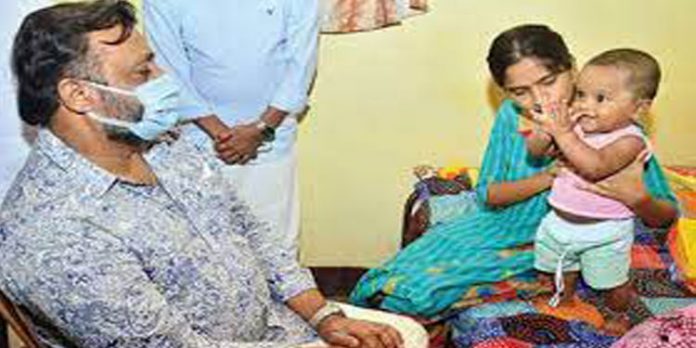 ആര്എസ്എസ് പ്രവര്ത്തകന്റെ കൊലപാതകം ; പോലീസ് ഉത്തരംപറയണം – അല്ലെങ്കില് വേറെ വഴിനോക്കാം : സുരേഷ് ഗോപി ആര്എസ്എസ് പ്രവര്ത്തകന്റെ കൊലപാതകം ; പോലീസ് ഉത്തരംപറയണം – അല്ലെങ്കില് വേറെ വഴിനോക്കാം : സുരേഷ് ഗോപി