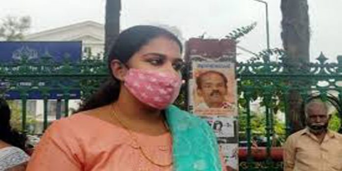 കുറ്റവാളികൾ ശിക്ഷിക്കപ്പെടുംവരെ സമരം തുടരുമെന്ന് അനുപമ ; ഡിസംബർ പത്തിന് സെക്രട്ടറിയറ്റിന് മുന്നിൽ പ്രതിഷേധം കുറ്റവാളികൾ ശിക്ഷിക്കപ്പെടുംവരെ സമരം തുടരുമെന്ന് അനുപമ ; ഡിസംബർ പത്തിന് സെക്രട്ടറിയറ്റിന് മുന്നിൽ പ്രതിഷേധം