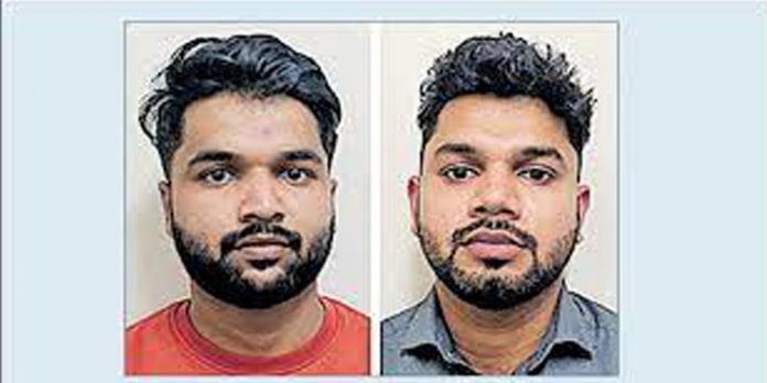 യുവതിയെ വിവാഹ വാഗ്ദാനം നൽകി പീഡിപ്പിച്ച് ദൃശ്യങ്ങൾ പകർത്തി ; പ്രതികൾ വിമാനത്താവളത്തിൽ പിടിയിൽ യുവതിയെ വിവാഹ വാഗ്ദാനം നൽകി പീഡിപ്പിച്ച് ദൃശ്യങ്ങൾ പകർത്തി ; പ്രതികൾ വിമാനത്താവളത്തിൽ പിടിയിൽ