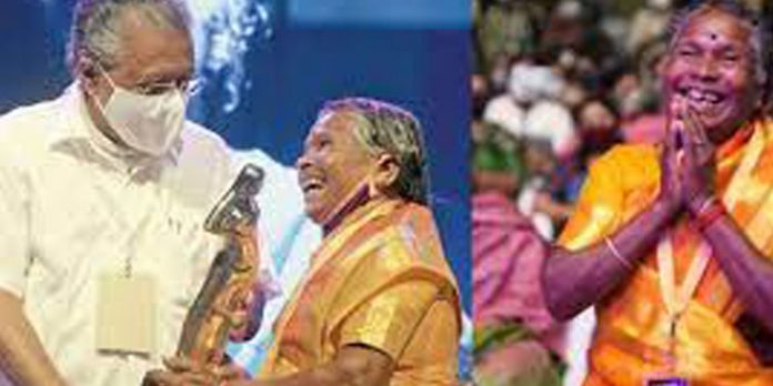 നാഞ്ചിയമ്മ ഒറ്റയ്ക്കുവന്നു ; സച്ചിയും അനിലും ഷാനവാസും ഓർമകളിൽ നിറഞ്ഞു നാഞ്ചിയമ്മ ഒറ്റയ്ക്കുവന്നു ; സച്ചിയും അനിലും ഷാനവാസും ഓർമകളിൽ നിറഞ്ഞു