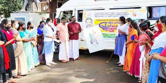 ബാലാവകാശ വാരാചരണം : വാഹനപ്രചാരണ ജാഥ ഫ്ളാഗ് ഓഫ് ചെയ്തു ബാലാവകാശ വാരാചരണം : വാഹനപ്രചാരണ ജാഥ ഫ്ളാഗ് ഓഫ് ചെയ്തു