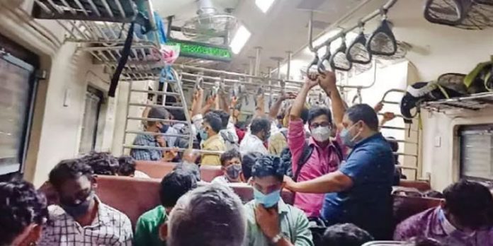ട്രെയിനുകളിൽ തിരക്കേറി ; എറണാകുളം – തൃശൂർ യാത്രികർക്ക് ദുരിതം ട്രെയിനുകളിൽ തിരക്കേറി ; എറണാകുളം – തൃശൂർ യാത്രികർക്ക് ദുരിതം