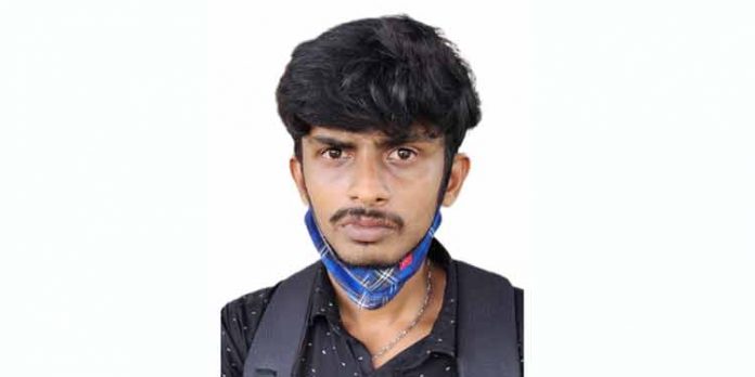 പ്രായപൂര്ത്തിയാകാത്ത പെണ്കുട്ടിയെ പീഡിപ്പിച്ച് ഗര്ഭിണിയാക്കിയ കേസില് കാമുകന് അറസ്റ്റില് പ്രായപൂര്ത്തിയാകാത്ത പെണ്കുട്ടിയെ പീഡിപ്പിച്ച് ഗര്ഭിണിയാക്കിയ കേസില് കാമുകന് അറസ്റ്റില്