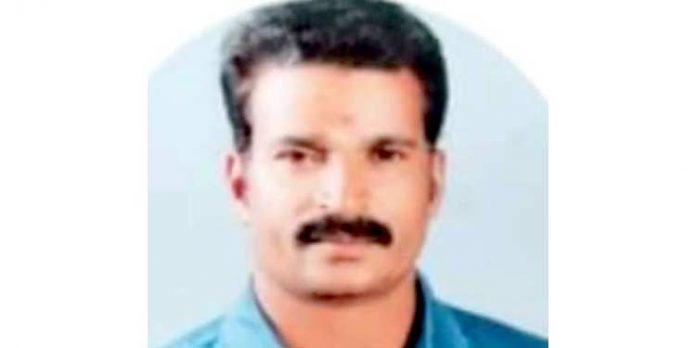 വയലത്തല പ്രസാദ് സൗണ്ട്സ് ഉടമ എം.സി പ്രസാദ് വൈദ്യുതാഘാതമേറ്റു മരിച്ചു വയലത്തല പ്രസാദ് സൗണ്ട്സ് ഉടമ എം.സി പ്രസാദ് വൈദ്യുതാഘാതമേറ്റു മരിച്ചു
