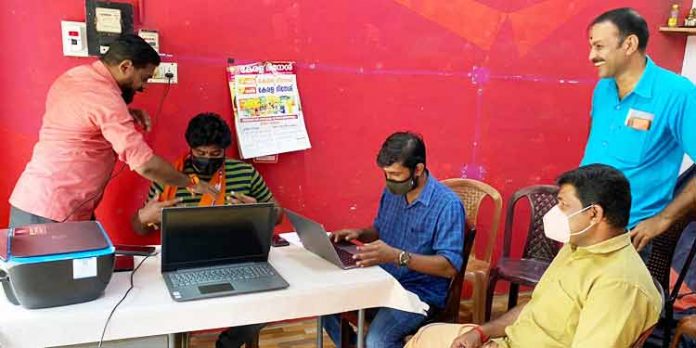 ബിജെപി കോന്നി മങ്ങാരം കമ്മിറ്റി ഈ – ശ്രം പദ്ധതിയുടെ സൗജന്യ രജിസ്ട്രേഷൻ ക്യാമ്പ് സംഘടിപ്പിച്ചു ബിജെപി കോന്നി മങ്ങാരം കമ്മിറ്റി ഈ – ശ്രം പദ്ധതിയുടെ സൗജന്യ രജിസ്ട്രേഷൻ ക്യാമ്പ് സംഘടിപ്പിച്ചു