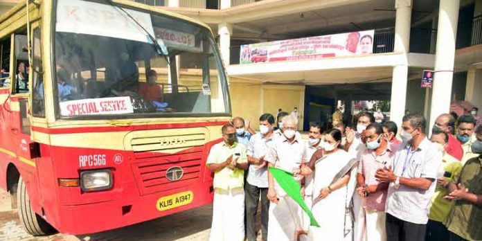 ശബരിമല ഹബ് പ്രവര്ത്തനം ആരംഭിച്ചു ; അയ്യപ്പഭക്തര്ക്ക് പരമാവധി സൗകര്യം ഏര്പ്പെടുത്തുകയാണ് സര്ക്കാര് ലക്ഷ്യം: മന്ത്രി വീണാ ജോര്ജ് ശബരിമല ഹബ് പ്രവര്ത്തനം ആരംഭിച്ചു ; അയ്യപ്പഭക്തര്ക്ക് പരമാവധി സൗകര്യം ഏര്പ്പെടുത്തുകയാണ് സര്ക്കാര് ലക്ഷ്യം: മന്ത്രി വീണാ ജോര്ജ്
