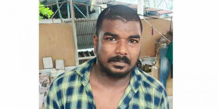 സൈക്കിളിലും സ്കൂട്ടറിലുമായി കറങ്ങി നടന്ന് നിരവധി കവര്ച്ച, മോഷണ, ദേഹോപദ്രവ കേസുകളിലെ പ്രതി പിടിയില് സൈക്കിളിലും സ്കൂട്ടറിലുമായി കറങ്ങി നടന്ന് നിരവധി കവര്ച്ച, മോഷണ, ദേഹോപദ്രവ കേസുകളിലെ പ്രതി പിടിയില്