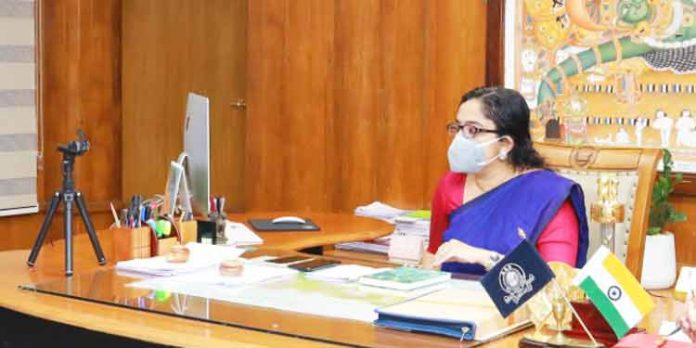 ജില്ലയിലെ നാശനഷ്ടങ്ങള് അടിയന്തരമായി റിപ്പോര്ട്ട് ചെയ്യണം : ജില്ലാ കളക്ടര് ജില്ലയിലെ നാശനഷ്ടങ്ങള് അടിയന്തരമായി റിപ്പോര്ട്ട് ചെയ്യണം : ജില്ലാ കളക്ടര്
