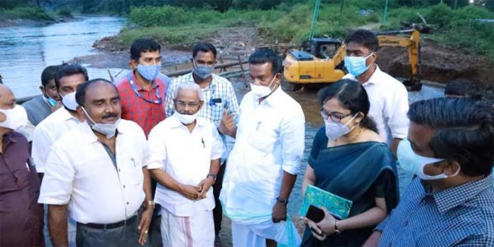 ഞുണങ്ങാര് പാലം നിര്മാണം 10 ദിവസത്തിനകം പൂര്ത്തിയാക്കും : മന്ത്രി കെ.രാധാകൃഷ്ണന് ഞുണങ്ങാര് പാലം നിര്മാണം 10 ദിവസത്തിനകം പൂര്ത്തിയാക്കും : മന്ത്രി കെ.രാധാകൃഷ്ണന്