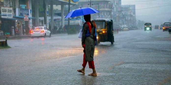 ശ്രീലങ്കൻ തീരത്ത് ചക്രവാതച്ചുഴി : തമിഴ്നാട്ടിലും കേരളത്തിലും കനത്തമഴയ്ക്ക് സാധ്യത ശ്രീലങ്കൻ തീരത്ത് ചക്രവാതച്ചുഴി : തമിഴ്നാട്ടിലും കേരളത്തിലും കനത്തമഴയ്ക്ക് സാധ്യത