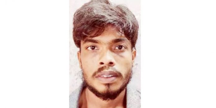 ഭാര്യയുടെ പേരിൽ ഫേസ്ബുക്ക് ചാറ്റ് ചെയ്ത് യുവാവിനെ തട്ടിക്കൊണ്ടുപോയി കവർച്ച ; മുഖ്യപ്രതി പിടിയിൽ ഭാര്യയുടെ പേരിൽ ഫേസ്ബുക്ക് ചാറ്റ് ചെയ്ത് യുവാവിനെ തട്ടിക്കൊണ്ടുപോയി കവർച്ച ; മുഖ്യപ്രതി പിടിയിൽ