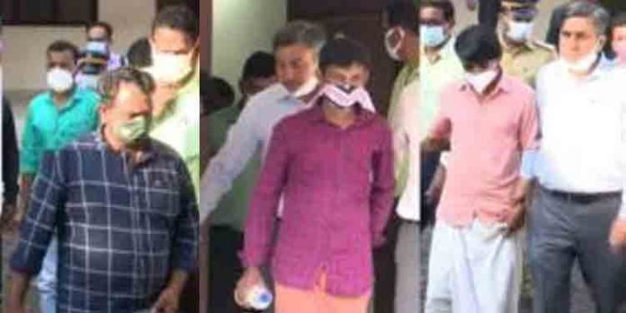 പെരിയ ഇരട്ടക്കൊലക്കേസില് സിബിഐ അറസ്റ്റ് ചെയ്ത അഞ്ചു പ്രതികളുടെ ജാമ്യാപേക്ഷ കോടതി തള്ളി പെരിയ ഇരട്ടക്കൊലക്കേസില് സിബിഐ അറസ്റ്റ് ചെയ്ത അഞ്ചു പ്രതികളുടെ ജാമ്യാപേക്ഷ കോടതി തള്ളി