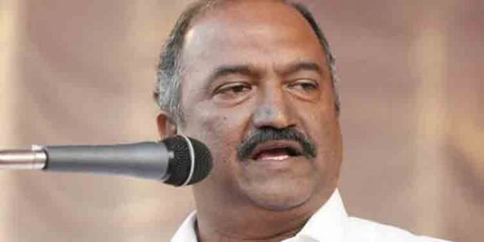 ഭിന്നശേഷിക്കാരായ കുട്ടികളുടെ യാത്രാ വാഹനങ്ങള്ക്ക് റോഡ് നികുതി ഒഴിവാക്കി കെ.എന് ബാലഗോപാല് ഉത്തരവിറക്കി ഭിന്നശേഷിക്കാരായ കുട്ടികളുടെ യാത്രാ വാഹനങ്ങള്ക്ക് റോഡ് നികുതി ഒഴിവാക്കി കെ.എന് ബാലഗോപാല് ഉത്തരവിറക്കി