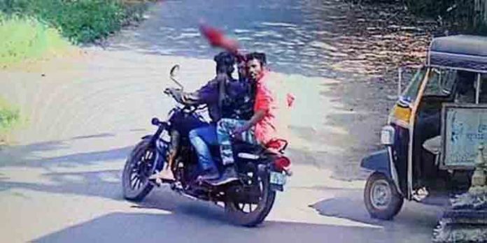 ഗുണ്ടാ സംഘം വീട് കയറി വെട്ടിപ്പരുക്കേല്പ്പിച്ച യുവാവ് മരിച്ചു ഗുണ്ടാ സംഘം വീട് കയറി വെട്ടിപ്പരുക്കേല്പ്പിച്ച യുവാവ് മരിച്ചു