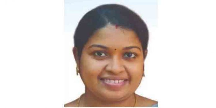 ഗ്യാസ് സിലിണ്ടറില് നിന്ന് തീ പടര്ന്ന് പൊള്ളലേറ്റ് ചികിത്സയിലായിരുന്ന യുവതി മരിച്ചു ഗ്യാസ് സിലിണ്ടറില് നിന്ന് തീ പടര്ന്ന് പൊള്ളലേറ്റ് ചികിത്സയിലായിരുന്ന യുവതി മരിച്ചു