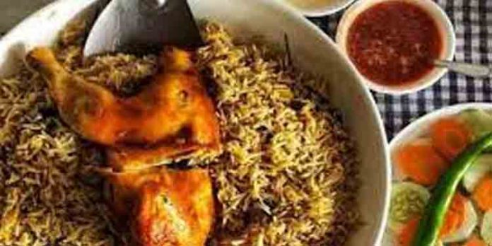 വീട്ടില് ഉണ്ടാക്കിയ കുഴിമന്തി കഴിച്ച രണ്ട് കുട്ടികള് ഉള്പ്പെടെ 10 പേര്ക്ക് ഭക്ഷ്യവിഷബാധ വീട്ടില് ഉണ്ടാക്കിയ കുഴിമന്തി കഴിച്ച രണ്ട് കുട്ടികള് ഉള്പ്പെടെ 10 പേര്ക്ക് ഭക്ഷ്യവിഷബാധ