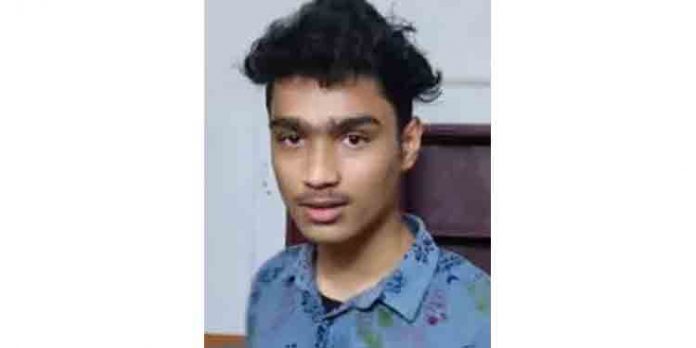 പോളിടെക്നിക് കോളേജ് വിദ്യാര്ഥിയെ തുങ്ങി മരിച്ച നിലയില് കണ്ടെത്തി പോളിടെക്നിക് കോളേജ് വിദ്യാര്ഥിയെ തുങ്ങി മരിച്ച നിലയില് കണ്ടെത്തി
