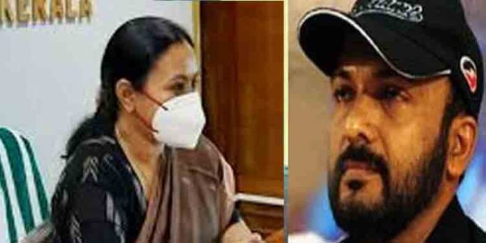 വീണ ജോര്ജിനെതിരായ അശ്ലീല പരാമര്ശം നടത്തിയ കേസ് ; ക്രൈം നന്ദകുമാര് അറസ്റ്റില് വീണ ജോര്ജിനെതിരായ അശ്ലീല പരാമര്ശം നടത്തിയ കേസ് ; ക്രൈം നന്ദകുമാര് അറസ്റ്റില്
