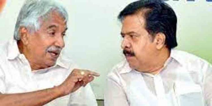 സംസ്ഥാന കോണ്ഗ്രസിലെ തര്ക്കം വഷളാകുന്നു ; ഉമ്മന്ചാണ്ടിയും ചെന്നിത്തലയും പരാതിയുമായി ഡല്ഹിക്ക് സംസ്ഥാന കോണ്ഗ്രസിലെ തര്ക്കം വഷളാകുന്നു ; ഉമ്മന്ചാണ്ടിയും ചെന്നിത്തലയും പരാതിയുമായി ഡല്ഹിക്ക്