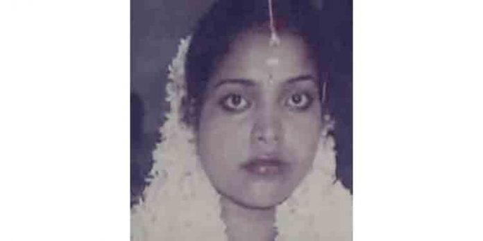 മുന് സൈനികന്റെ ഭാര്യ തീകൊളുത്തി മരിച്ച സംഭവം പിതാവിന്റെ മര്ദ്ദനം മൂലമെന്ന് മകള് മുന് സൈനികന്റെ ഭാര്യ തീകൊളുത്തി മരിച്ച സംഭവം പിതാവിന്റെ മര്ദ്ദനം മൂലമെന്ന് മകള്