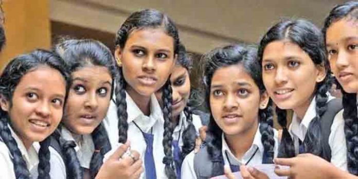 പ്ലസ് വണ് താല്ക്കാലിക ബാച്ച് ; അനുവദിച്ച സ്കൂളുകളുടെ പട്ടിക പ്രസിദ്ധീകരിച്ചു പ്ലസ് വണ് താല്ക്കാലിക ബാച്ച് ; അനുവദിച്ച സ്കൂളുകളുടെ പട്ടിക പ്രസിദ്ധീകരിച്ചു