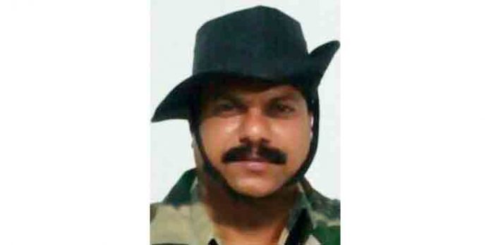 തീ പിടിച്ച ടെന്റില് നിന്നും രക്ഷപ്പെടുന്നതിനിടെ താഴ്ച്ചയിലേക്ക് വീണ് മലയാളി സെനികന് മരിച്ചു തീ പിടിച്ച ടെന്റില് നിന്നും രക്ഷപ്പെടുന്നതിനിടെ താഴ്ച്ചയിലേക്ക് വീണ് മലയാളി സെനികന് മരിച്ചു