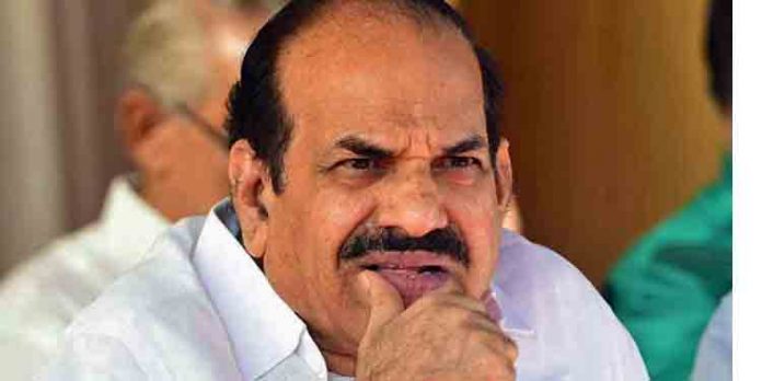 പെണ്കുട്ടികളുടെ വിവാഹപ്രായം 21 ആക്കരുത് ; കേന്ദ്ര സര്ക്കാര് നീക്കത്തിനു പിന്നില് ദുരൂഹത : കോടിയേരി പെണ്കുട്ടികളുടെ വിവാഹപ്രായം 21 ആക്കരുത് ; കേന്ദ്ര സര്ക്കാര് നീക്കത്തിനു പിന്നില് ദുരൂഹത : കോടിയേരി