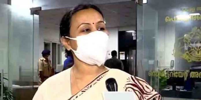 ഒമിക്രോണ് ; എത്രയും വേഗം വാക്സിന് എടുക്കണം – മന്ത്രി വീണാ ജോര്ജ് ഒമിക്രോണ് ; എത്രയും വേഗം വാക്സിന് എടുക്കണം – മന്ത്രി വീണാ ജോര്ജ്