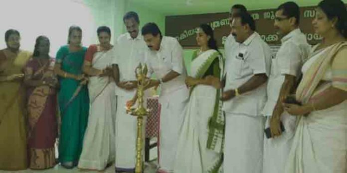 കോട്ടയം ഗവണ്മെന്റ് ആശുപത്രികളില് ഡയാലിസിസ് യൂണിറ്റുകള് ആരംഭിക്കുo : ജോസ് കെ മാണി എം.പി കോട്ടയം ഗവണ്മെന്റ് ആശുപത്രികളില് ഡയാലിസിസ് യൂണിറ്റുകള് ആരംഭിക്കുo : ജോസ് കെ മാണി എം.പി