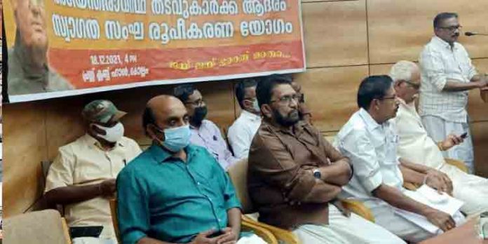 കൊല്ലത്ത് കെ.സുരേന്ദ്രന് വിരുദ്ധര് സമാന്തര സംഘടനക്ക് തുടക്കം കുറിച്ചു കൊല്ലത്ത് കെ.സുരേന്ദ്രന് വിരുദ്ധര് സമാന്തര സംഘടനക്ക് തുടക്കം കുറിച്ചു
