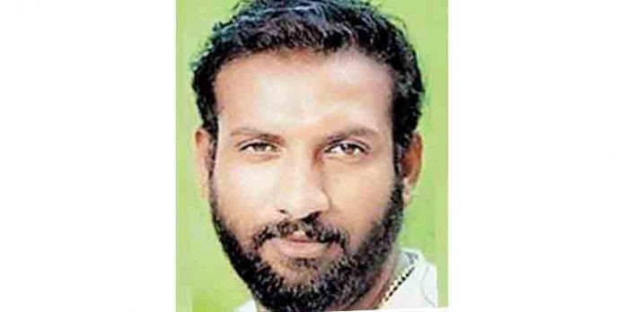 നീന്തല് പഠിക്കാന് കുളത്തില് ഇറങ്ങിയ ഹോര്ട്ടികോര്പ് ജീവനക്കാരന് മുങ്ങി മരിച്ചു നീന്തല് പഠിക്കാന് കുളത്തില് ഇറങ്ങിയ ഹോര്ട്ടികോര്പ് ജീവനക്കാരന് മുങ്ങി മരിച്ചു